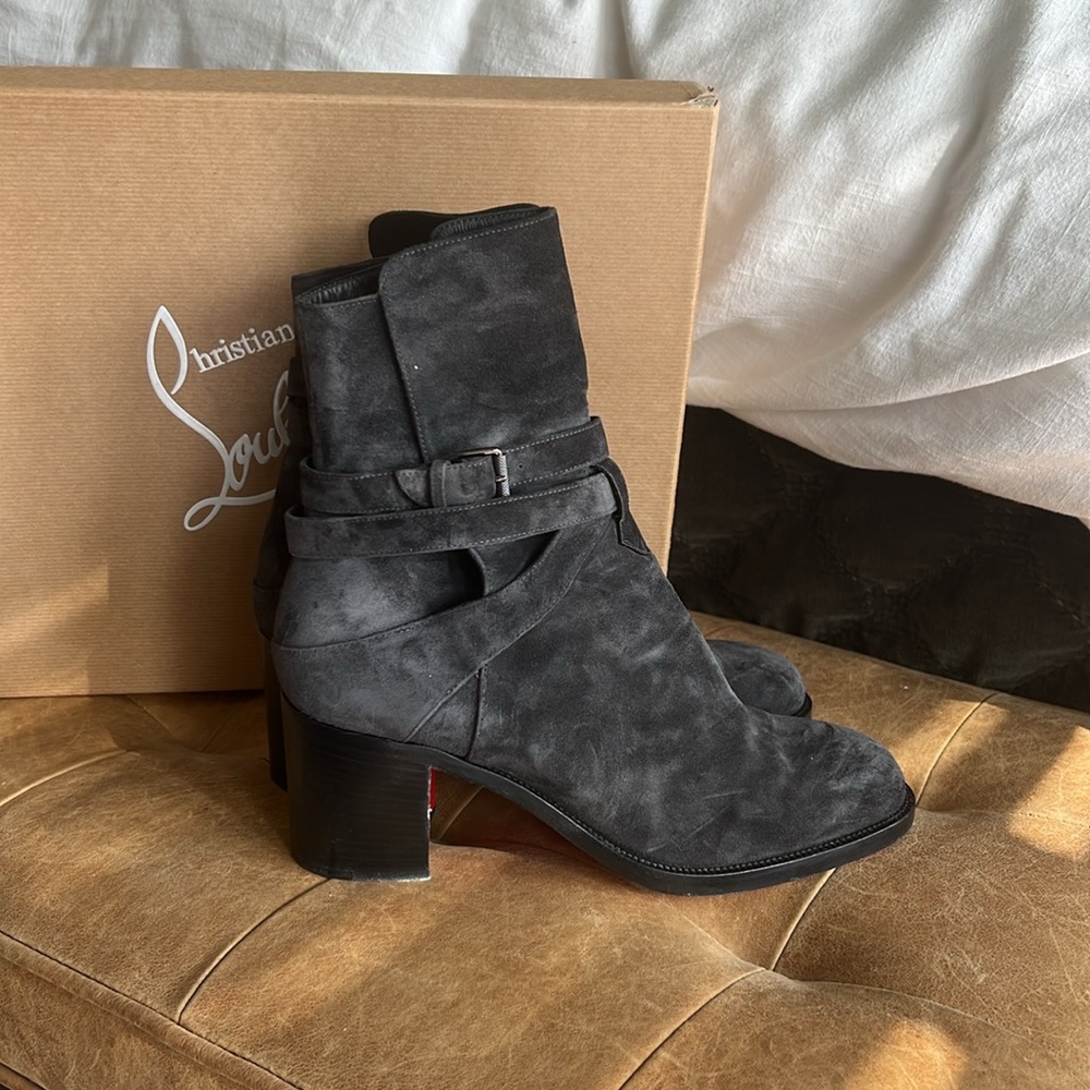 💯Christian Louboutin Karistrap 70 Veau Velours boots Charbon size 41 - Picture 3 of 6
